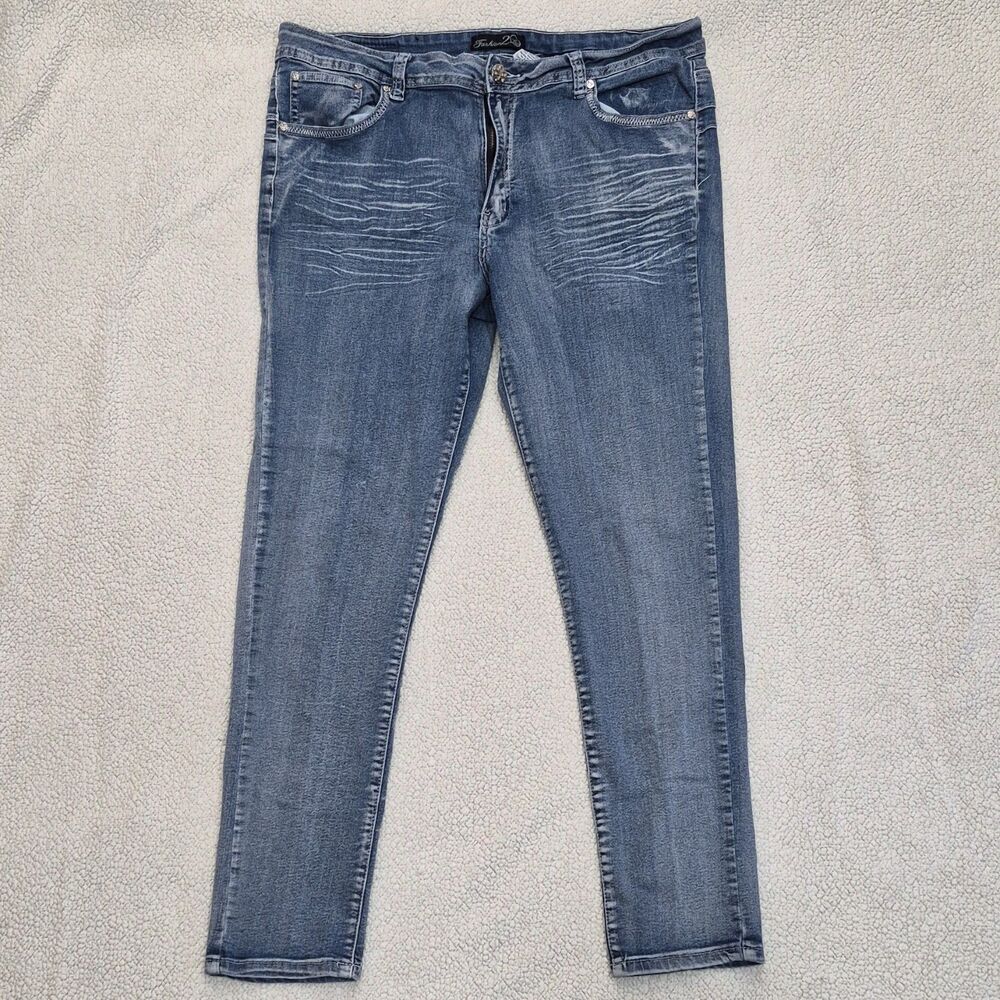 Fashion2Love Women’s Size 18 Embroidered Stretch Denim Blue Jeans